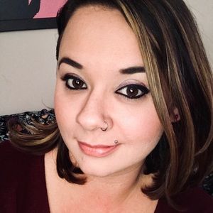 Meet your Posher, Alexis